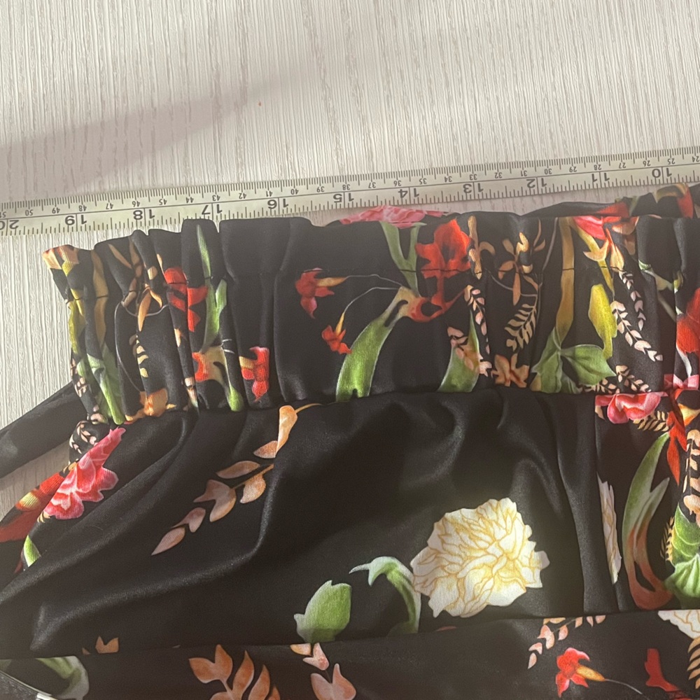Floral High Waist Paper Bag Shorts - Picture 4 of 16